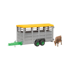 Przyczepa BRUDER 1:16 do transportu bydła z otwartymi drzwiami i zdjętym dachem, krowa w zestawie